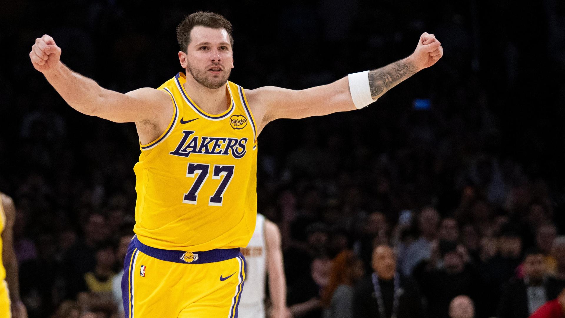 Luka Doncic hits game-winner with 0.5 seconds remaining in overtime as ...