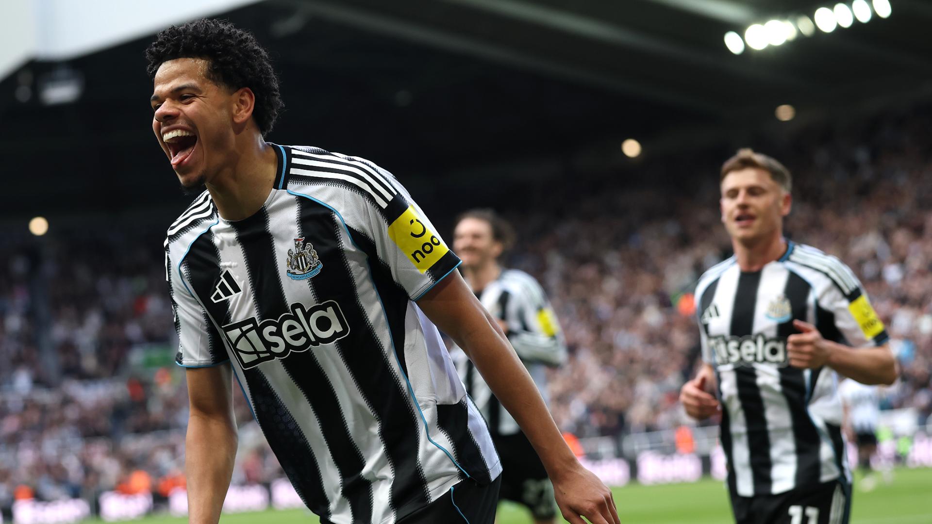 Newcastle hunde a West Ham en la zona de descenso con una victoria 3-1