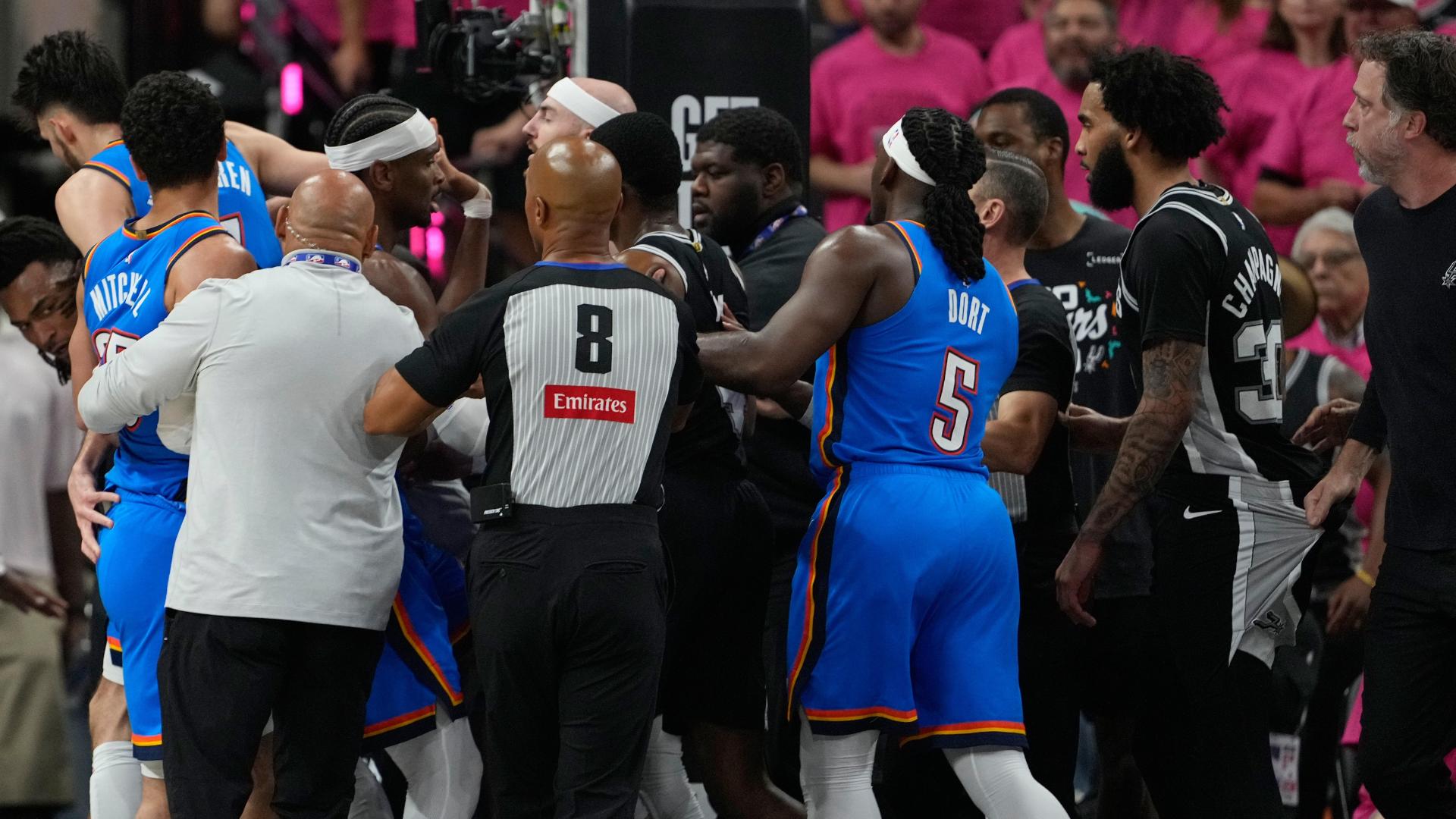 NBA: San Antonio Spurs vs Oklahoma City Thunder
