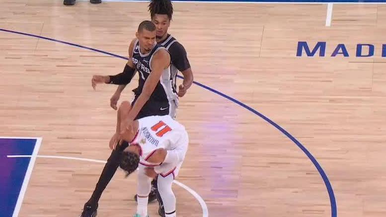 NBA: New York Knicks vs San Antonio Spurs