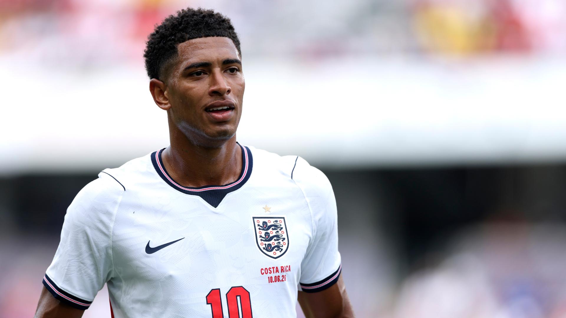 Should Jude Bellingham be England's starting No. 10?