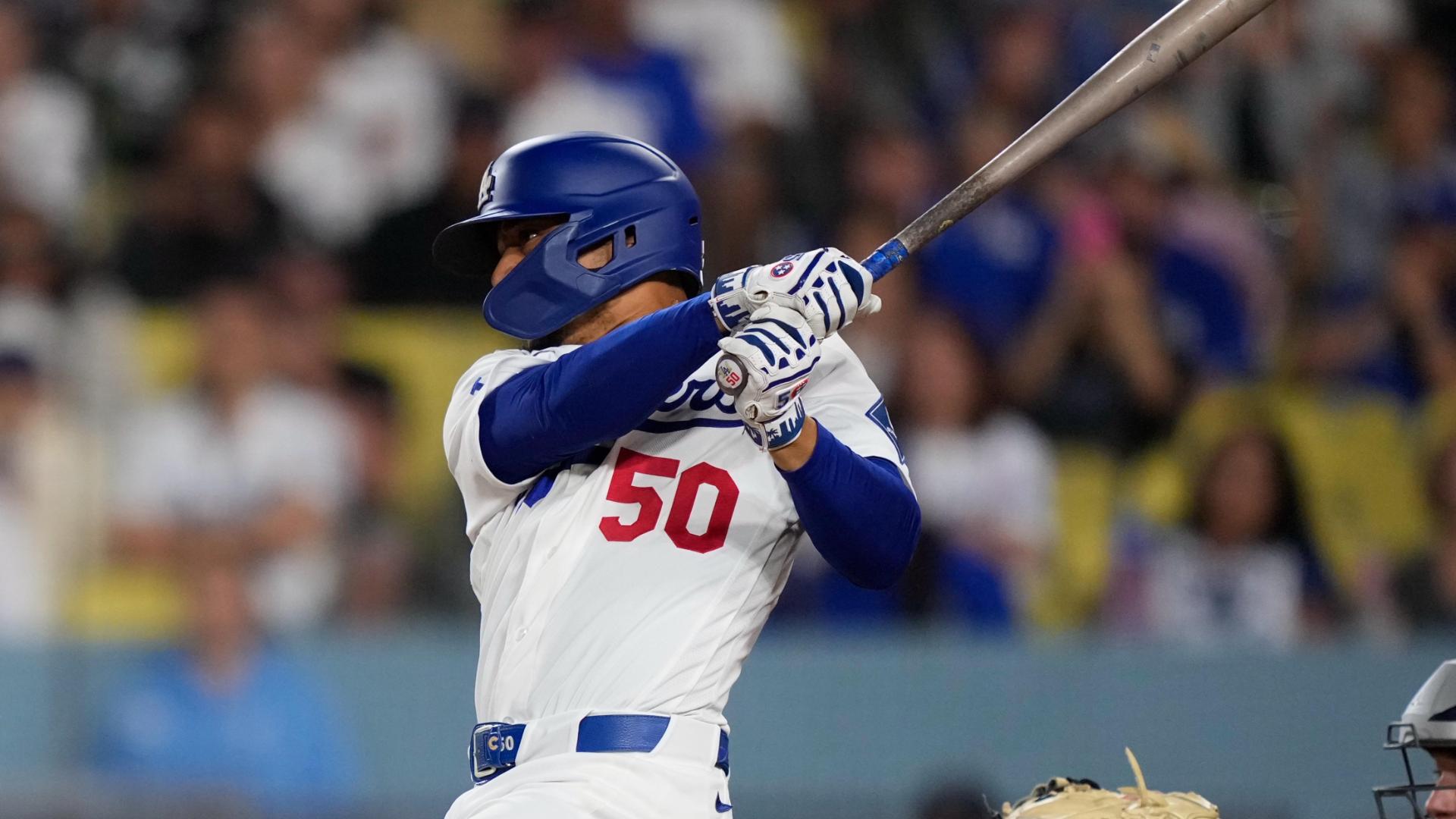 Mookie Betts delivers a clutch 2-strike hit in the eighth as Dodgers ...