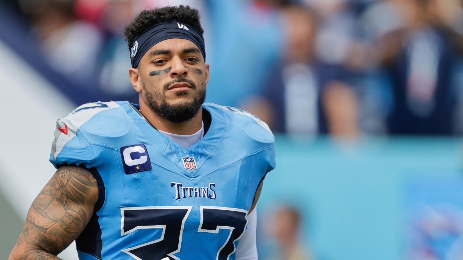 Titans place 2 players on the PUP list