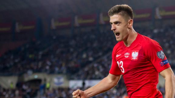 Piatek powers Poland to victory vs. Israel