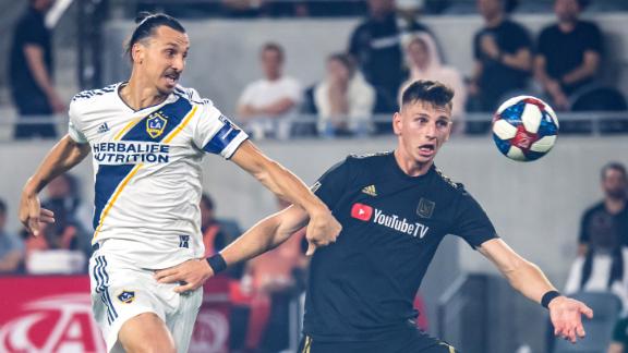 El Trafico spectacle at the Rose Bowl: LA Galaxy, LAFC eye