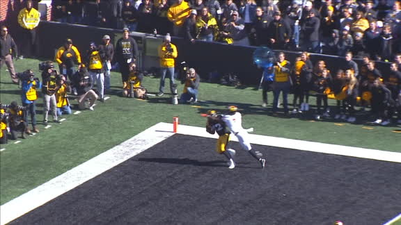 Smith Hauls In Wild One Handed Td Catch For Iowa Espn