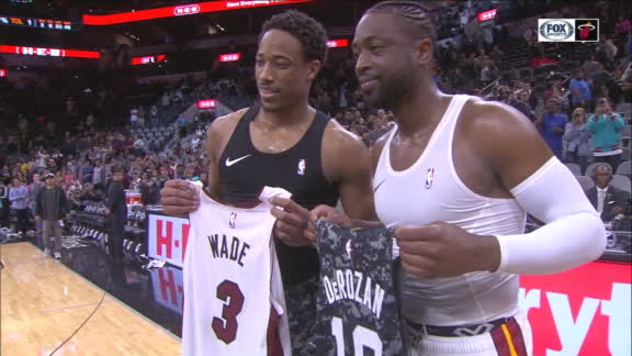 Wade swaps jerseys with DeRozan