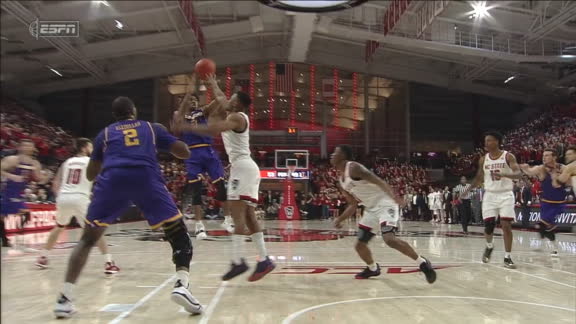 Mathews Scores 44 To Carry Lipscomb Over Nc State 94 93 Abc11