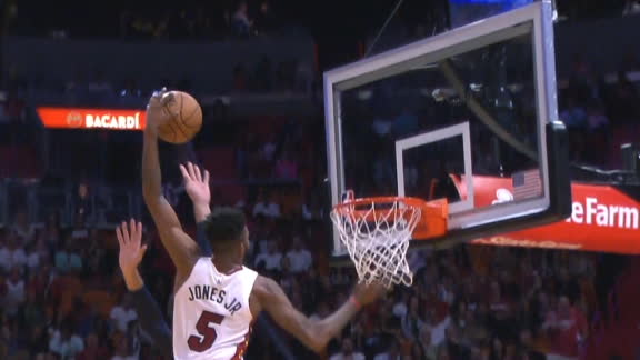 Jones Jr. destroys Valanciunas at the rim