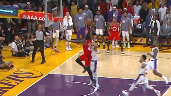 Siakam throws down fast-break dunk to extend Raptors' lead