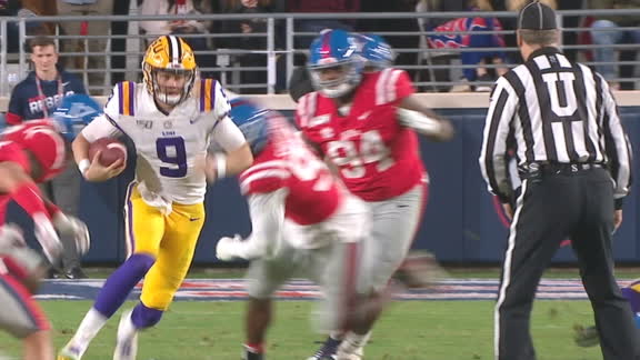 Burrow trucks ref on 15-yard run