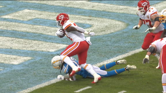 Darrel Williams powers in for 6-yard TD