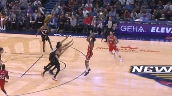 Alexander-Walker beats buzzer with 3