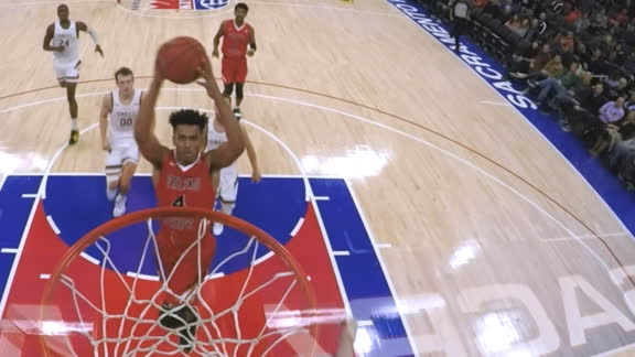 Ford Scores 24 To Lead Saint Mary S Over Fresno State 68 58