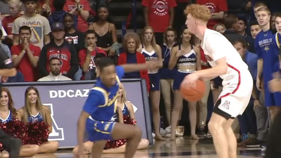 Arizona's Mannion puts defender on skates