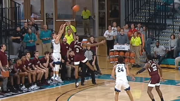 Villanova scores buzzer-beater 3 off full court pass