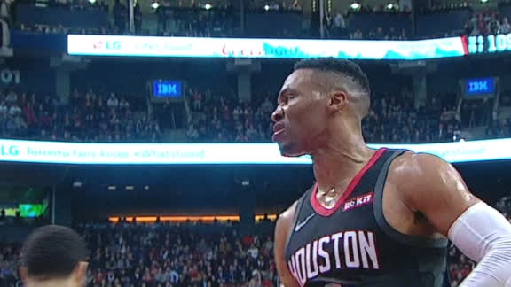 Westbrook appears to jaw at Drake after game-sealing layup