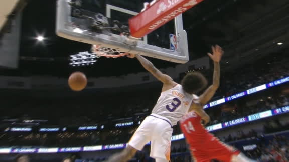 Oubre stares down Ingram after posterizing dunk