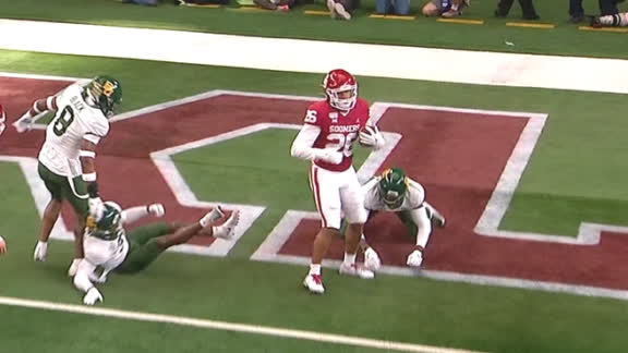 Brooks muscles his way to score Oklahoma's 1st TD