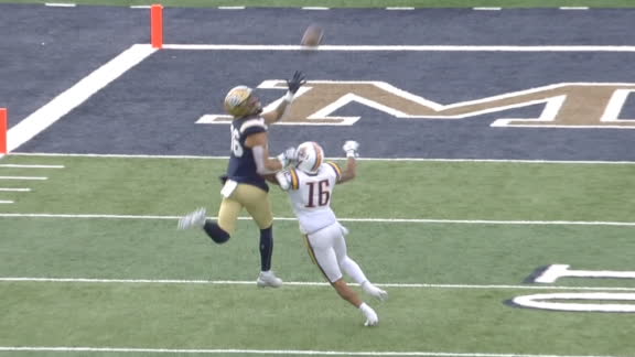 McCutcheon reels in one-handed catch for TD