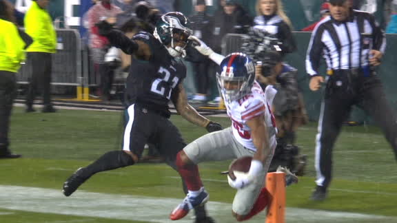 Manning connects with Slayton for 2nd TD of night