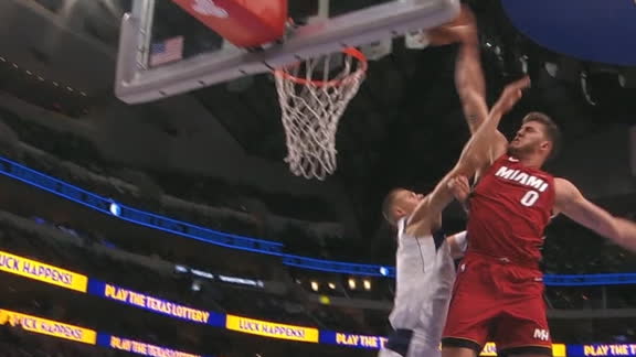 Leonard posterizes Porzingis with disrespectful slam