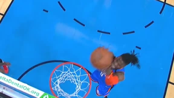 Noel slams alley-oop dunk