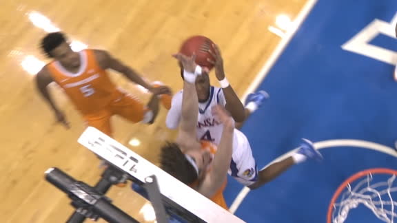 Moss gets tough and-1 layup to fall