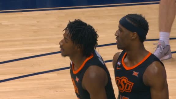 McGriff rises up for easy two-handed slam