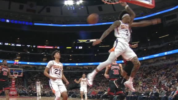 Oubre slams on the break, gets hyped with emotion