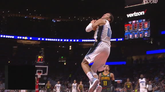 Gordon pretends he's back at the dunk contest with 360 slam
