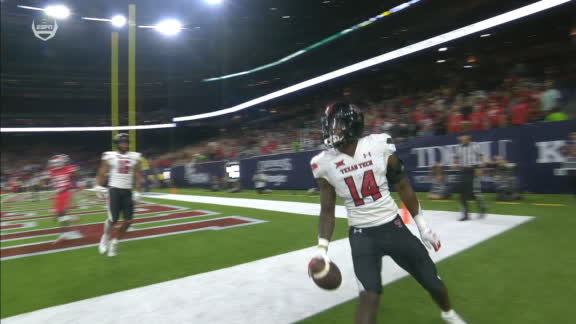 Patrick Mahomes takes in Texas Tech win over Houston