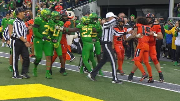 No. 11 Oregon Ducks vs. Oregon State Beavers: Nov. 27, 2021