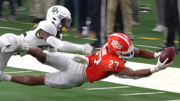 Baylor denies Oklahoma State on 4th down to win Big 12 title game