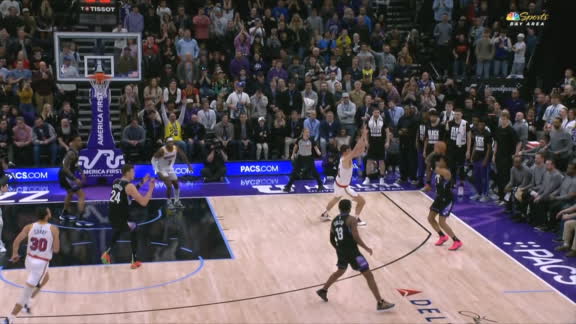 Keyonte George splashes a 3-pointer in transition after Walker Kessler's block on Draymond Green.