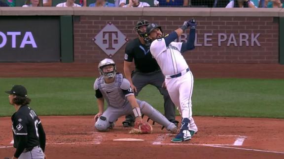 Suarez hits his 37th homer as Woo and the Mariners beat the White Sox 8-3