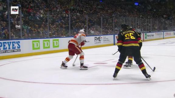 NHL: Vancouver Canucks vs Calgary Flames