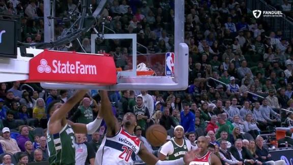 Giannis Antetokounmpo skies for big flush