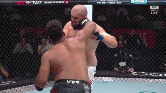 Waldo Cortes-Acosta KOs Shamil Gaziev in the 1st round