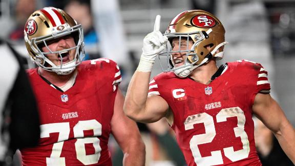 McCaffrey Incendeia o Campo! 49ers Vencem Panthers em Noite Épica