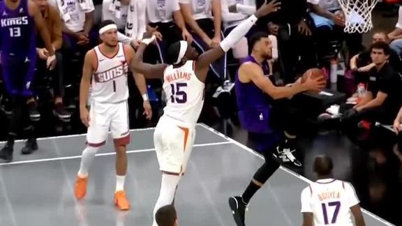 Zach LaVine speeds past Mark Williams and double pumps before throwing down a one-handed jam.