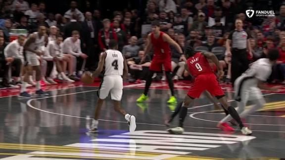 De'Aaron Fox drains trey vs. Portland Trail Blazers