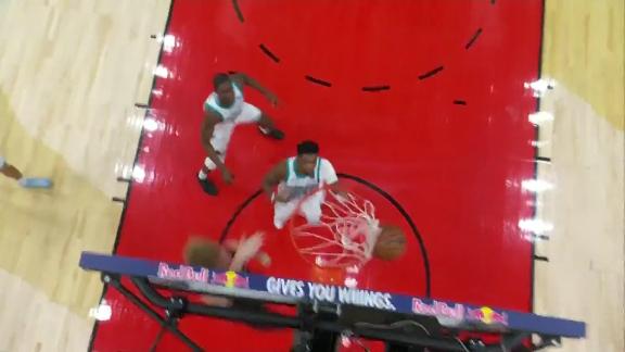 Gradey Dick throws down big dunk vs. Charlotte Hornets