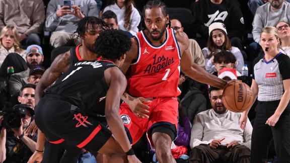 Kawhi Leonard tallies 41 points, eight rebounds and five assists to propel the Clippers over the Rockets.