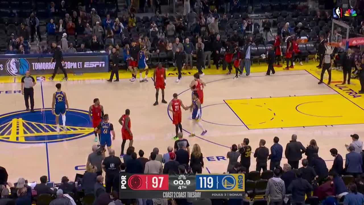 Image for Butler scores, Curry dishes assists