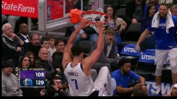Dwight Powell connects on alley-oop dunk