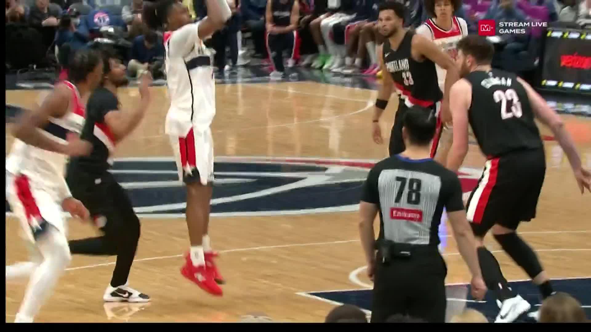 Washington Wizards vs Portland Trail Blazers image 4