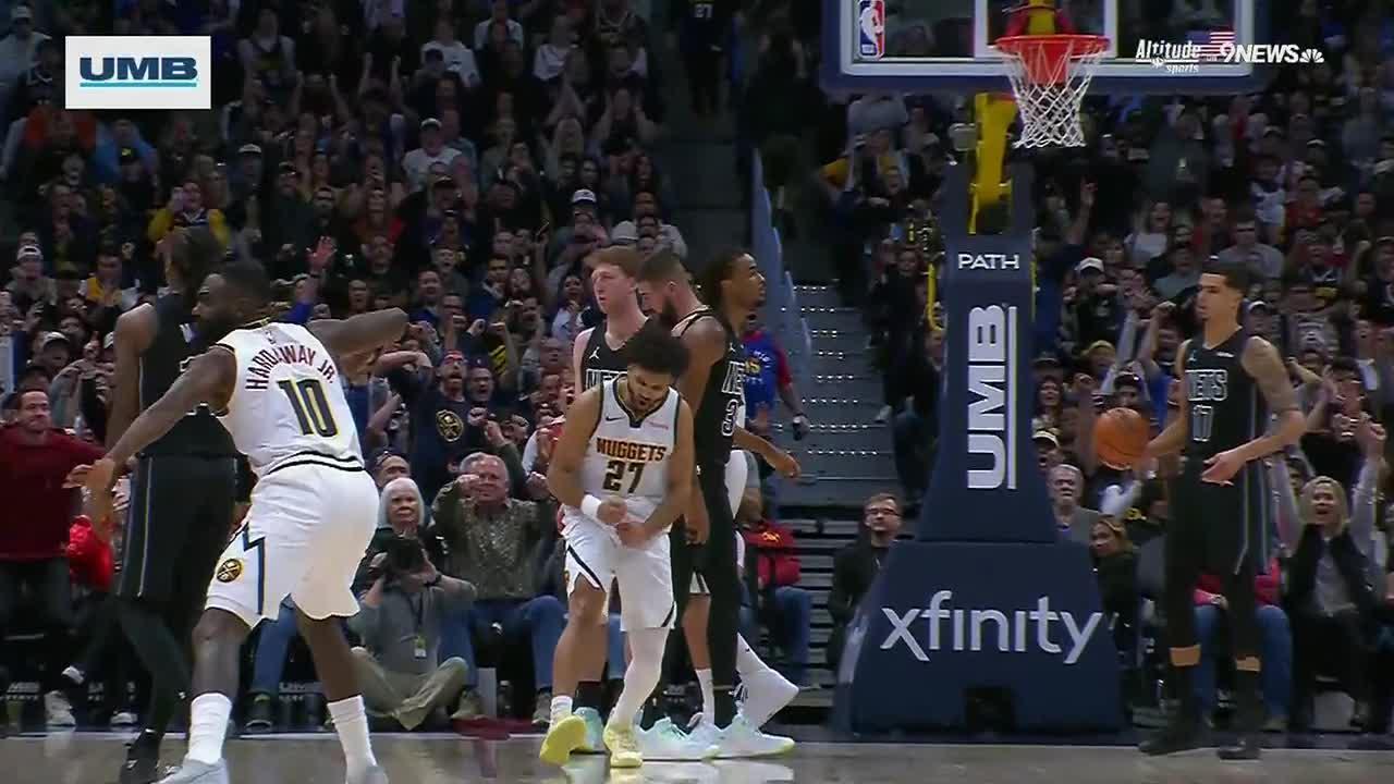 Jamal Murray fights off defender for and-1