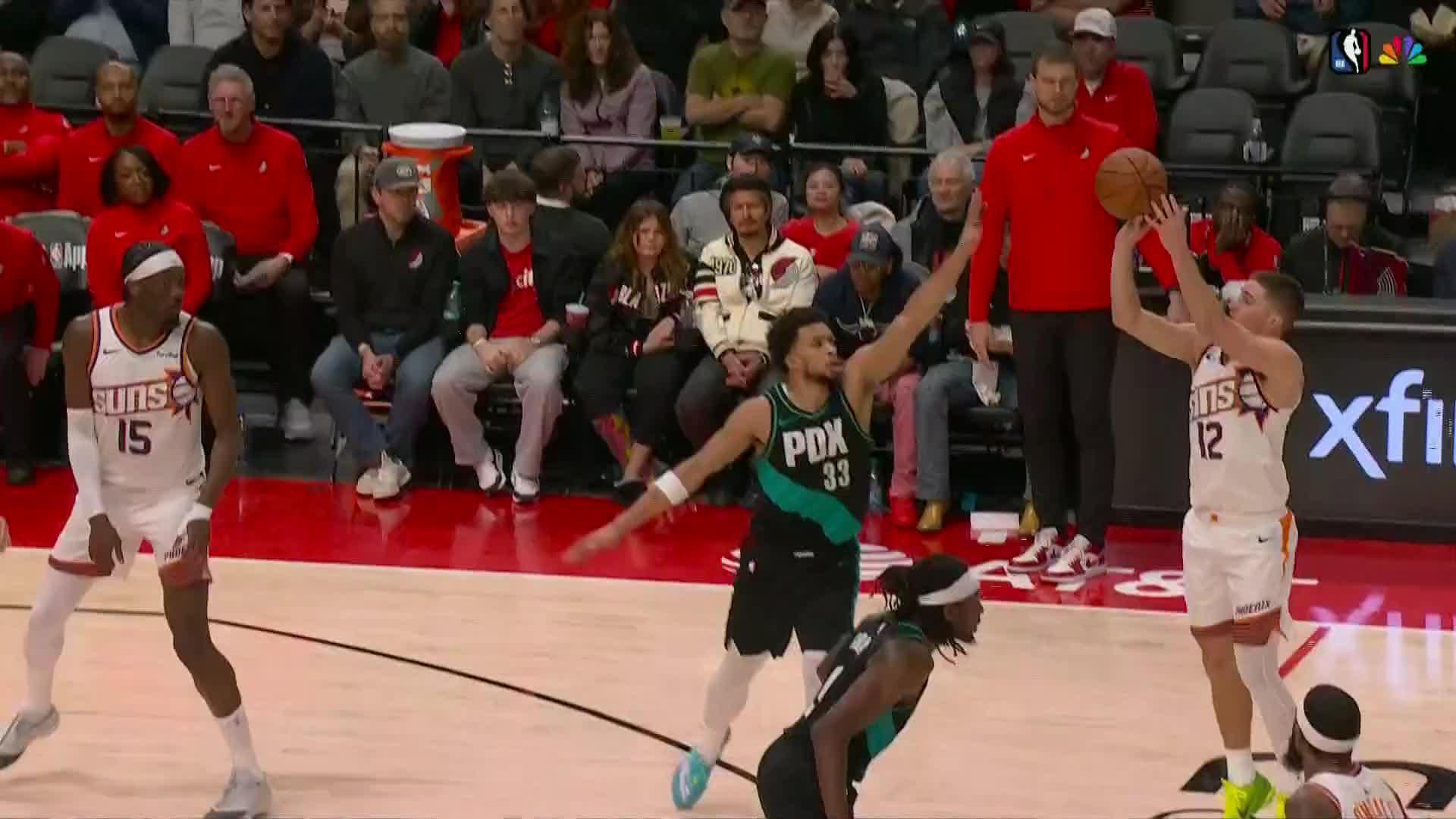 NBA: Trail Blazers vs Suns