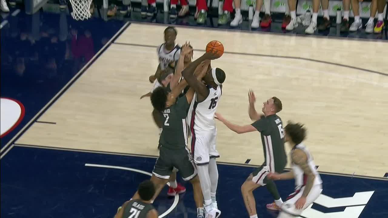 NCAA: Bulldogs vs Cougars